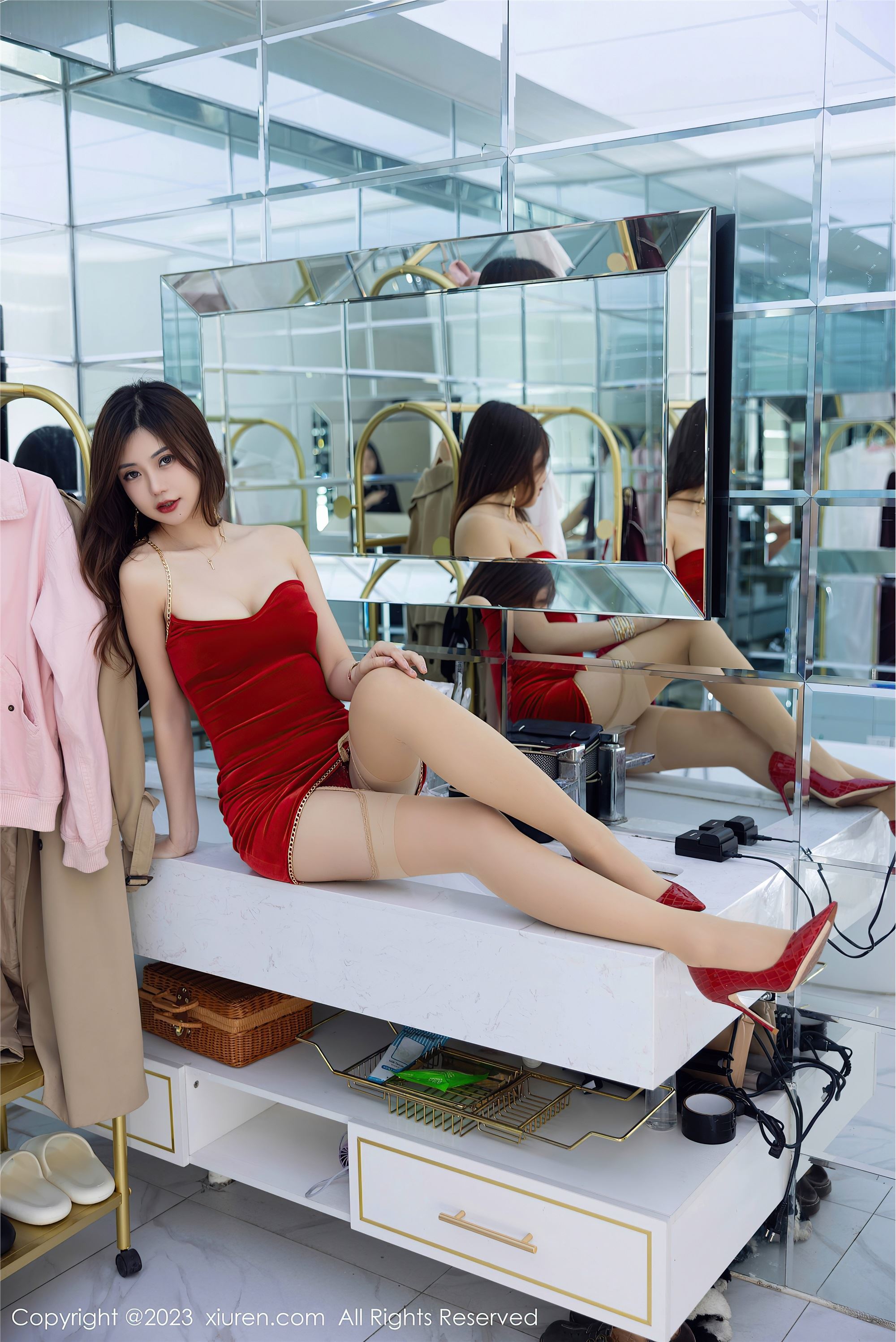 Xiuren秀人网 2023.11.24 NO.7715 绮里嘉ula